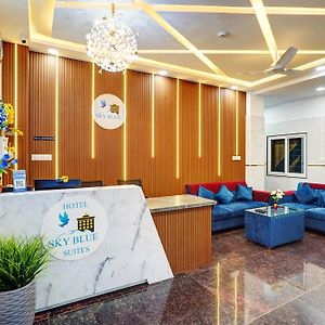 Hotel Sky Blue And Suites